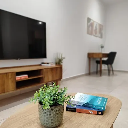 Vlc Host - Alfaro A Appartement